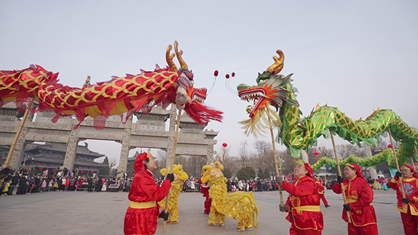 正月十五中华广场文艺演出一舞龙